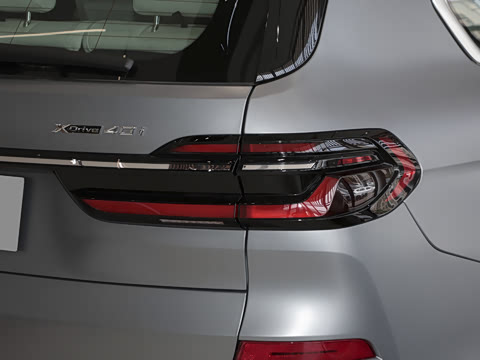 2024�� xDrive40i ������M�˶���װ