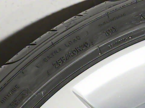 2025�� 45 TFSI quattro ������