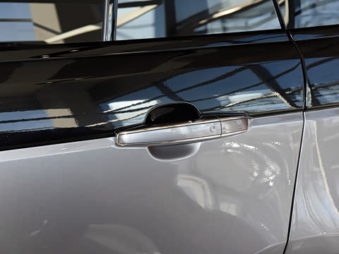 2022�� 5.0 SC V8 565PS SVA�۷崴���ӳ���