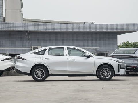 2025�� EM-i 60km ������