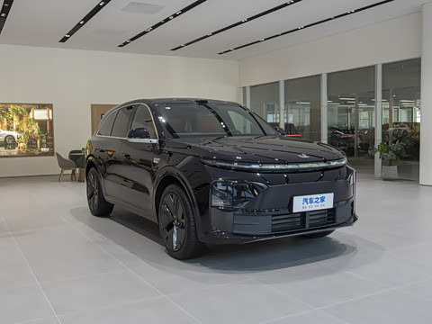 2025�� Max ���ܻ��°�