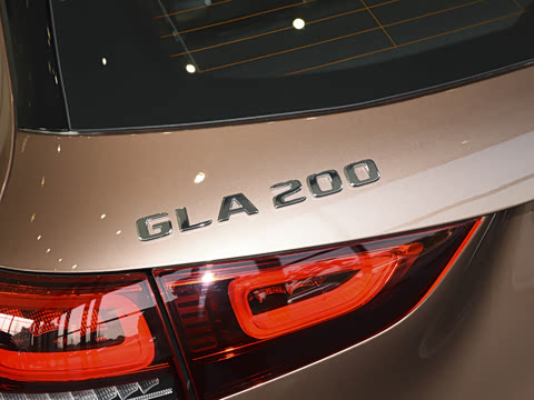 2022�� �Ŀ� GLA 200