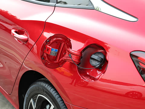 2021�� �Ŀ� 300TGI DCT���ݺ�����