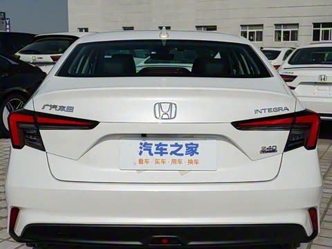 2023�� 240TURBO CVT������