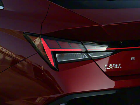 2023�� 1.5L CVT LUX����