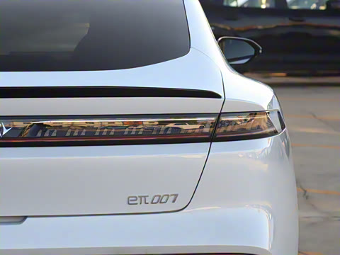 2025�� ���� 550������