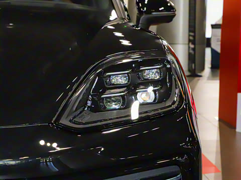 2025�� Cayenne 3.0T ���۰�