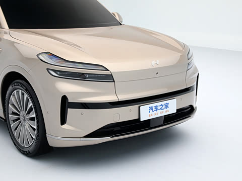 2025�� Ultra ������