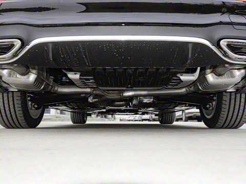 2023�� �Ŀ� E 300 L �˶�������