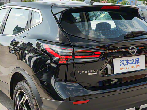 2025�� �Ŀ� ���� 2.0L CVT XV+���Ȱ�