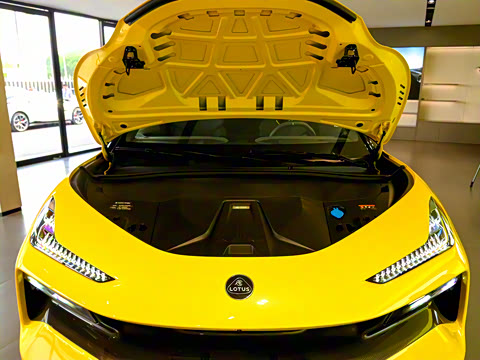 2025�� 900 ������