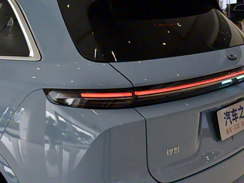 2025�� Max ���ܻ��°�