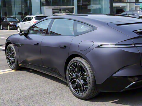 2025�� Max���̰�