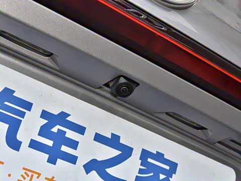 2025�� 550 PRO���а�