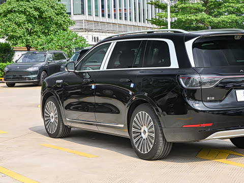 2025�� ���� Ultra�� 52kWh 5����