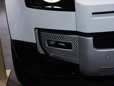 2024�� 90 3.0T P400 HSE