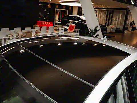 2025�� 55 TFSI quattro ������