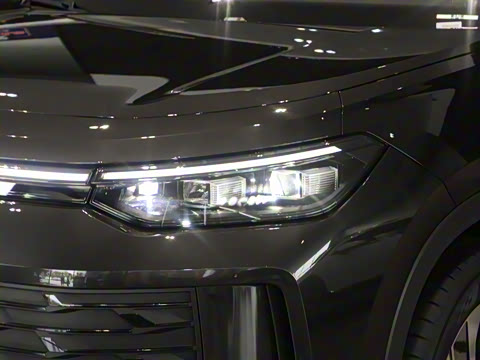 2025�� ̽��L 300TSI ������Ӣ