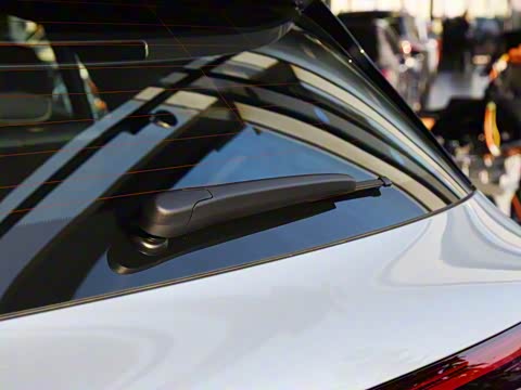 2020�� EQC 400 4MATIC ������ 1886������