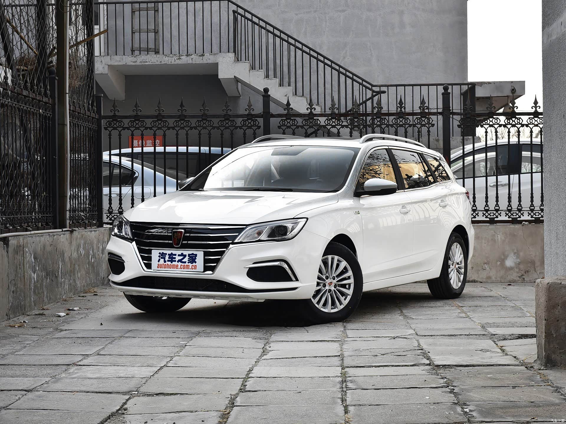 autohomecar__ChsEfFwjMoOAKWwDAAwLyL6wpXY207.jpg