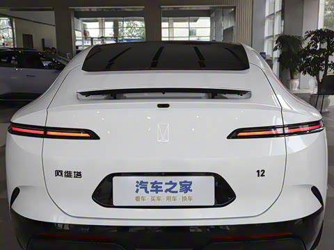 2025�� �Ŀ� Ultra���̰�