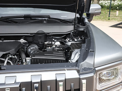 2025�� 2.0T 4WD Ultra