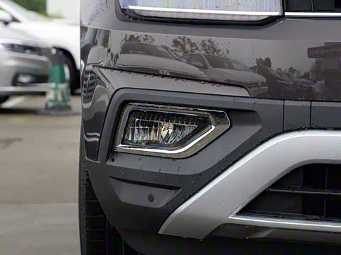 2020�� 330TSI ���������� ��VI