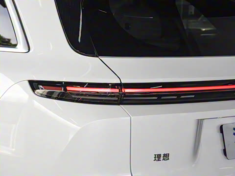 2025�� Pro ���ܻ��°�