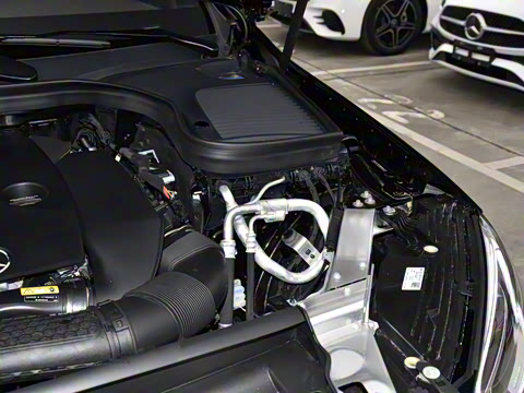 2022�� GLC 260 L 4MATIC ������