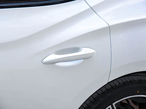 2023�� 2.0T �Զ�Trophy+����ҫ����