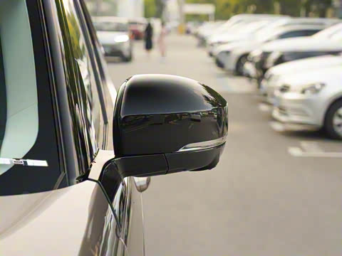 2023�� �Ŀ� 360PS R-Dynamic S