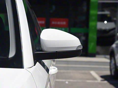 2018�� 1.5L �Զ���׼�� ��V