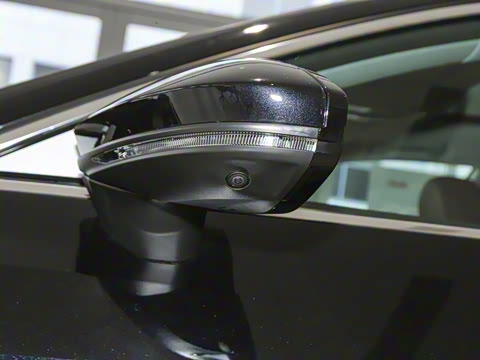 2025�� 45 TFSI quattro ������