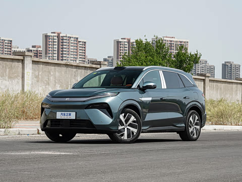 2025�� EV 670KM�����״��콢��