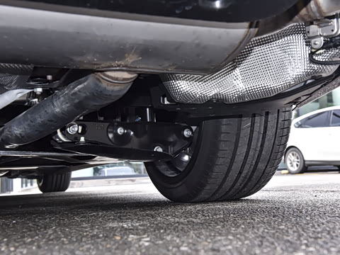 2021�� �Ŀ� 630i M�˶������мҰ�