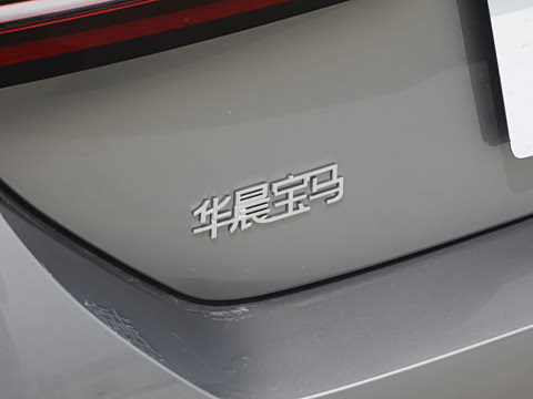 2025�� 530Li xDrive M�˶���װ