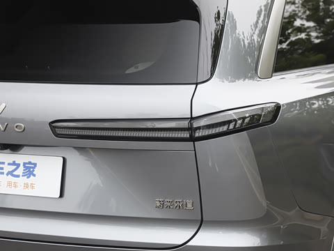 2025�� Ultra ������