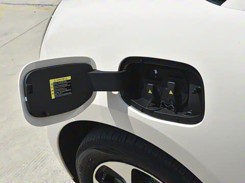 2023�� 405km Air