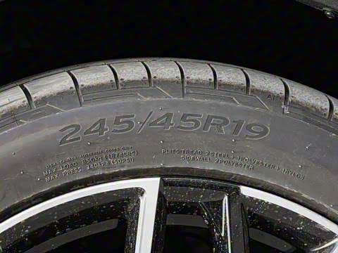 2025�� 560MAX 185kW