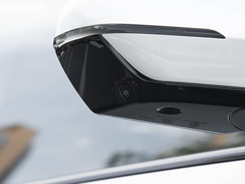 2025�� Ǭ��ϵ�� Ultra ͷ�Ȳ�