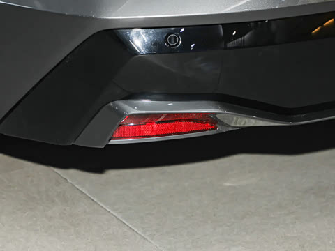 2025�� 95kWh 702km����Halo