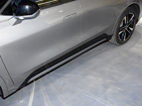 2022�� EcoBoost 245 ST-Line