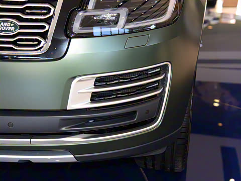 2022�� 5.0 SC V8 565PS SVA�۷��ذ�