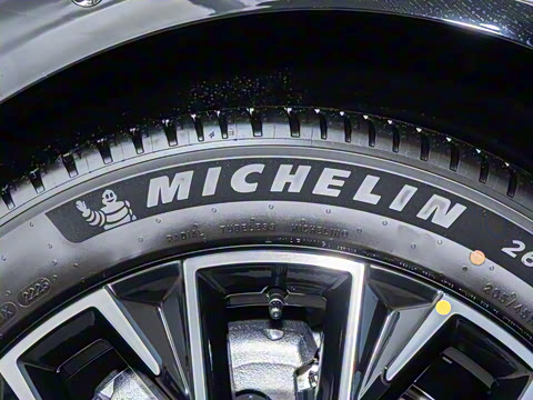 2025�� 100kWh �����������Ǽݰ�