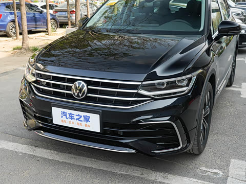 2023�� �Ŀ� 380TSI �Զ�����R-LineԽ����7��