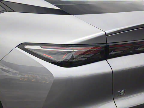 2025�� 560PRO 185kW