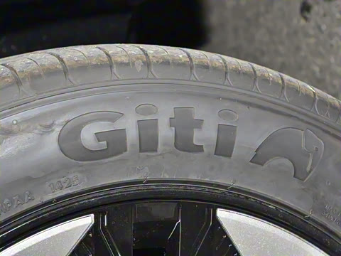 2025�� 285Max ��ΪǬ���Ǽ�ADS SE���̰�