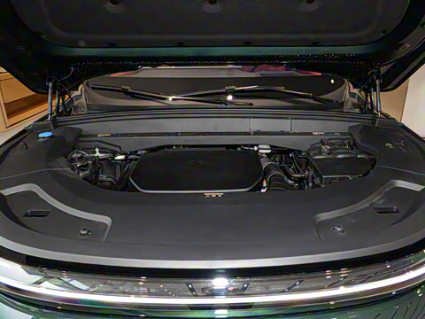 2025�� Ultra ���ܻ��°�