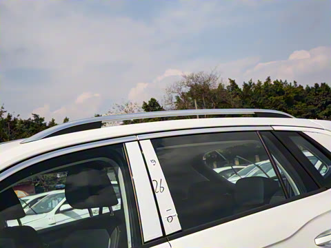 2023�� �Ŀ� 380TSI ����R-Line���ܰ�