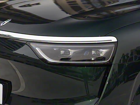 2025�� ���� Ultra�� 53.4kWh 5����